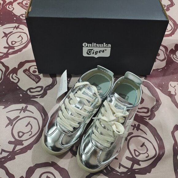 Onitsuka Tiger by Asics Other - Onizuka Tiger MEXICO 66 Unisex Retro Sports Shoes Silver White Color